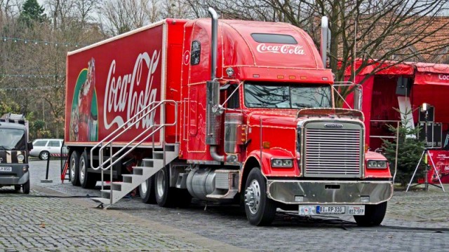 Coca Cola Truck (1)